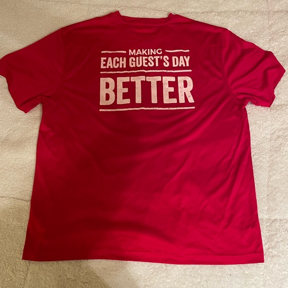Red Outback Steakhouse Shirt - Picture 2 of 3